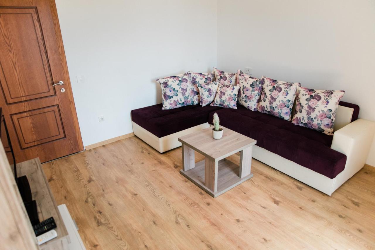 Apartments Casa Mia Улцин Екстериор снимка