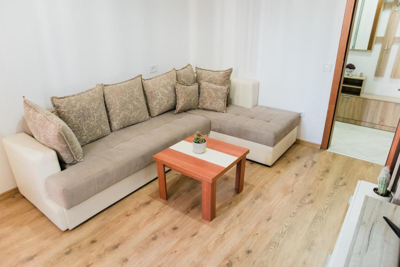 Apartments Casa Mia Улцин Екстериор снимка