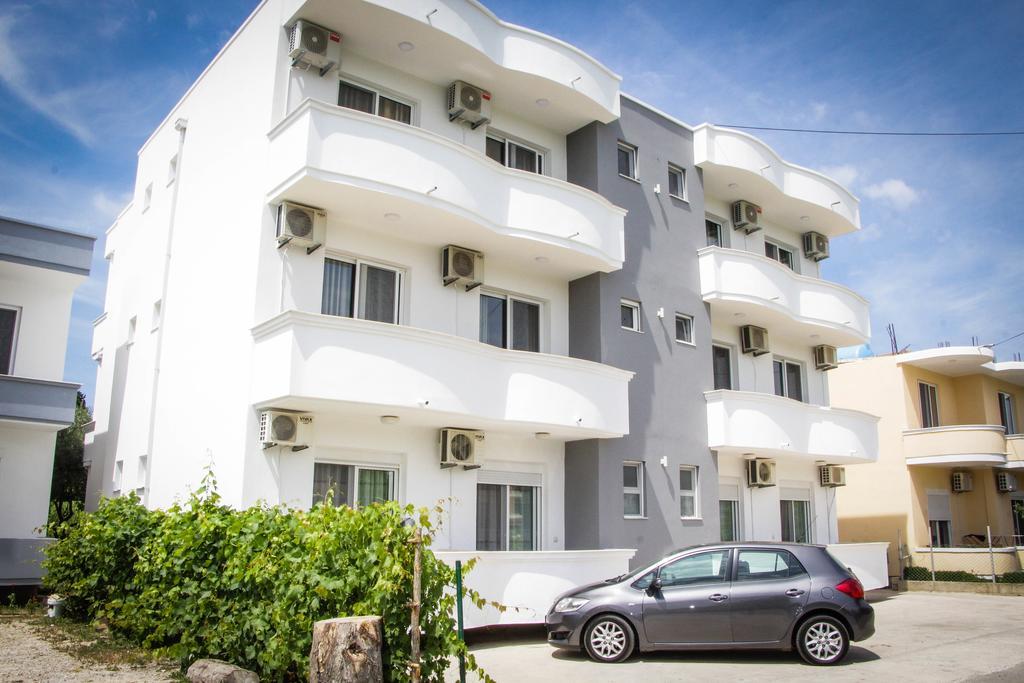 Apartments Casa Mia Улцин Екстериор снимка